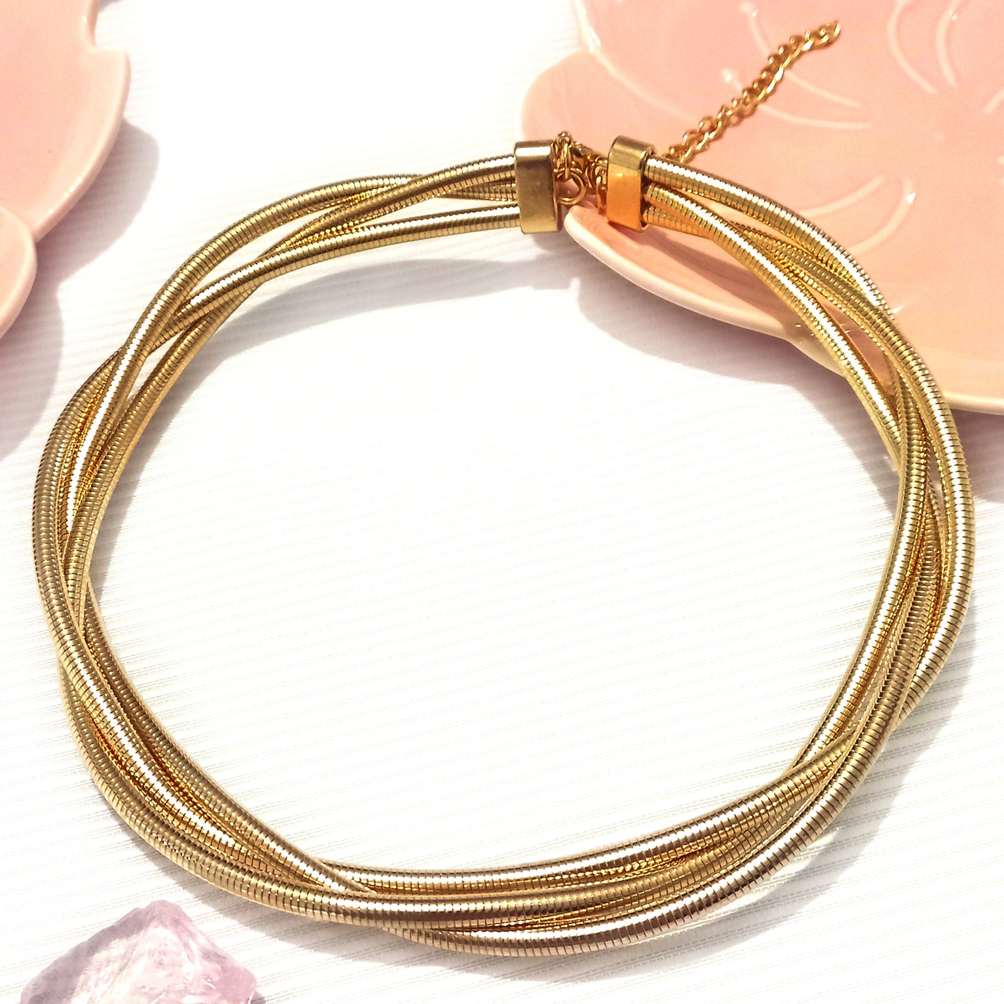 Collar trensado dorado