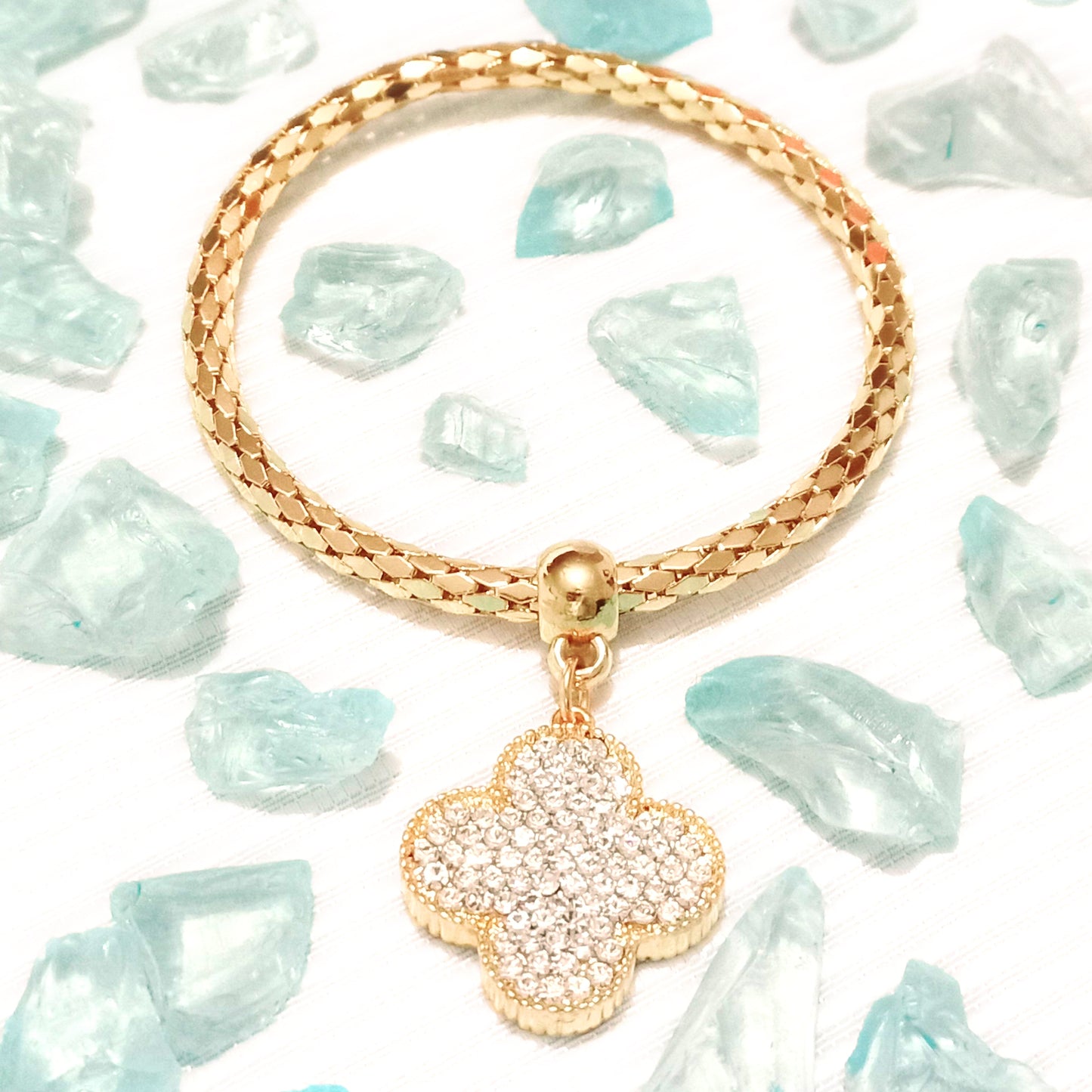 Pulsera Charm Trébol Dorado