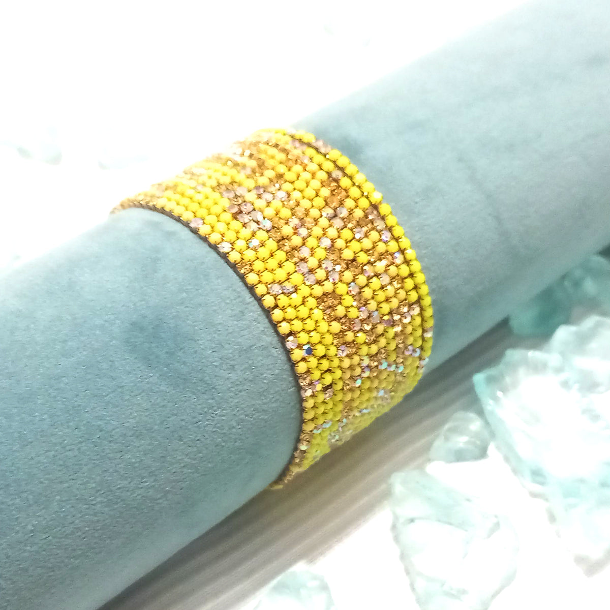 Set de Pulseras Resplandor Amarillo